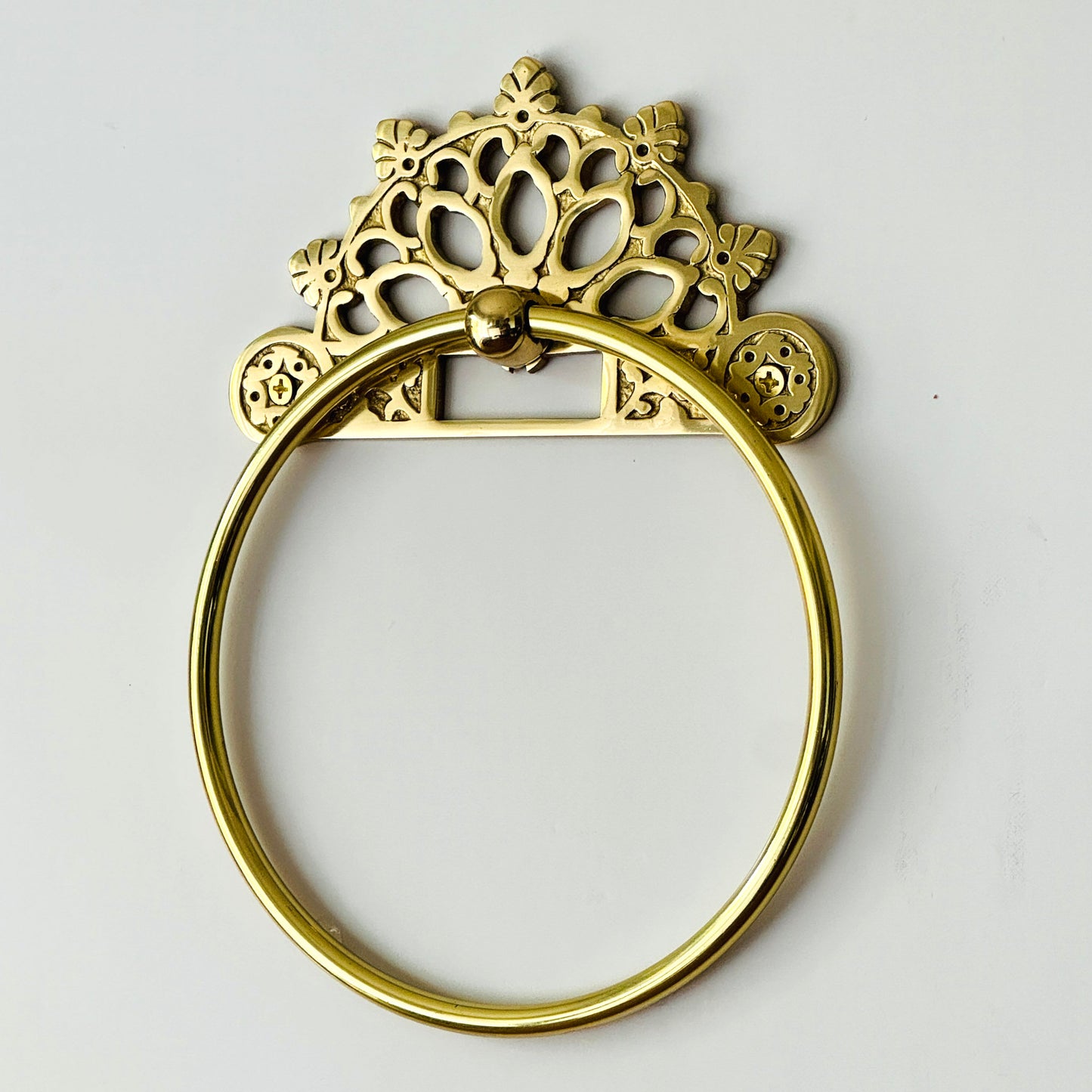 Victorian Brass Polished Ring Towel Holder