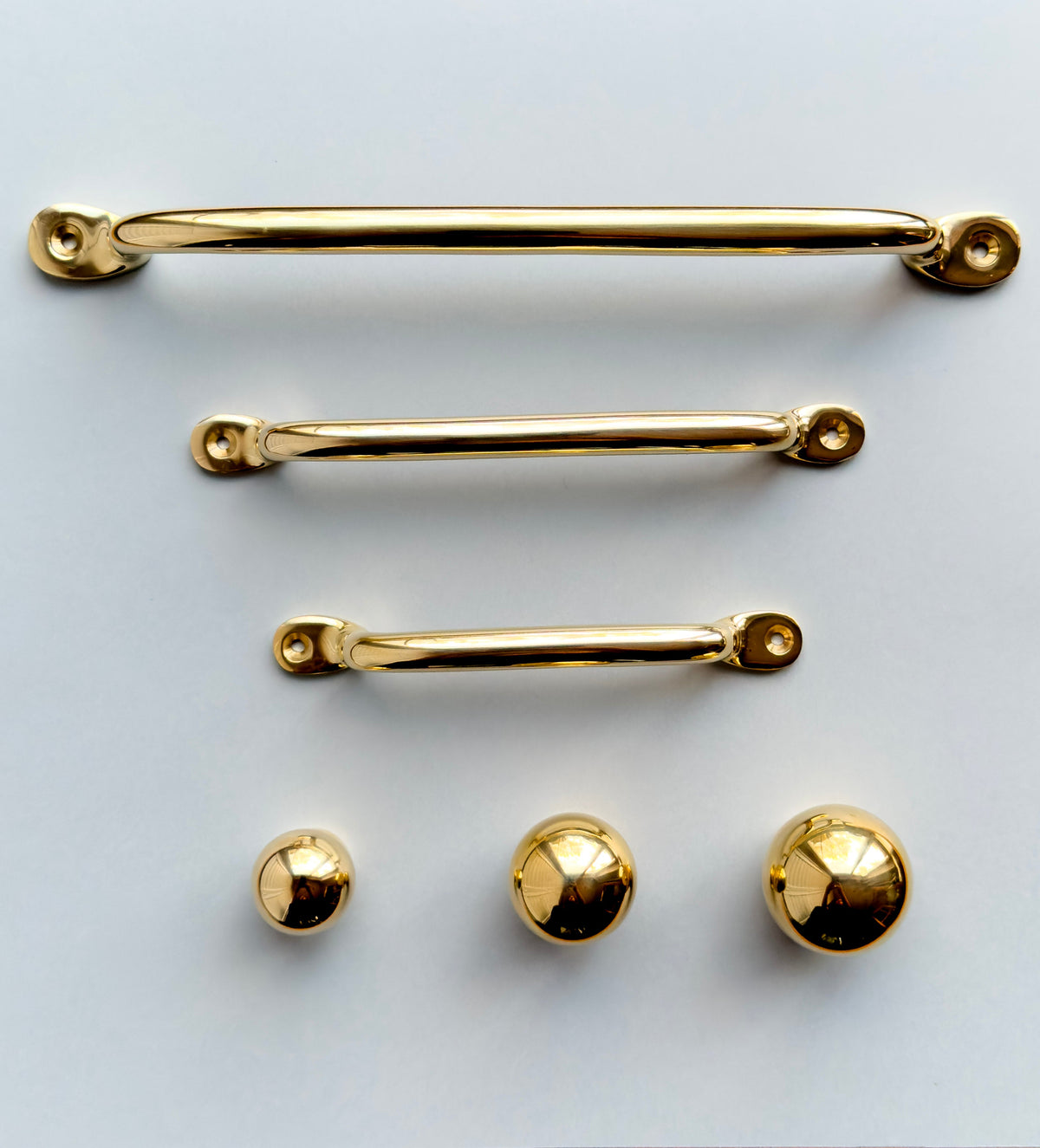 Pomelli per porte e armadi in ottone lucido