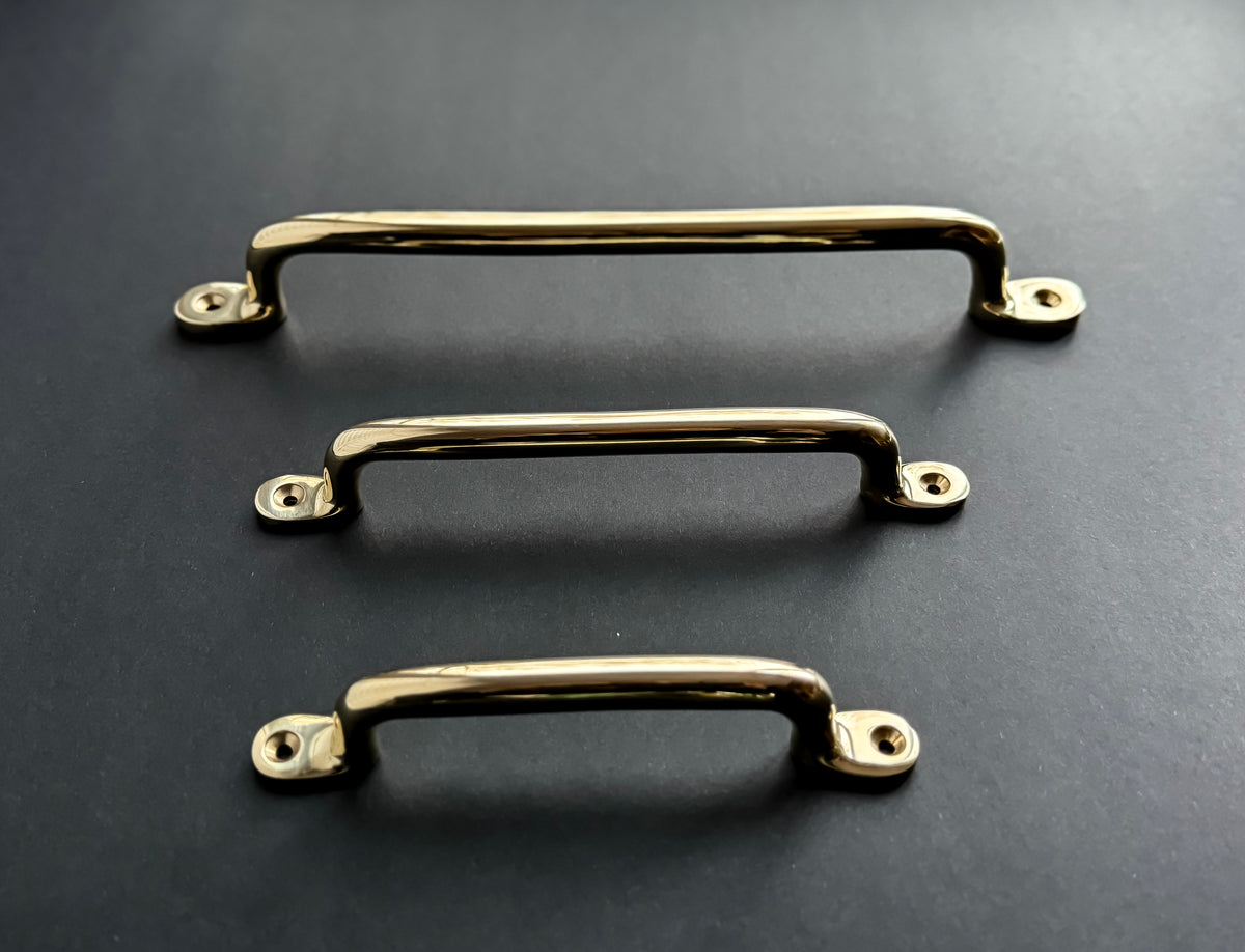 Serene Polished Brass Cabinet & Dresser Handles/Pulls
