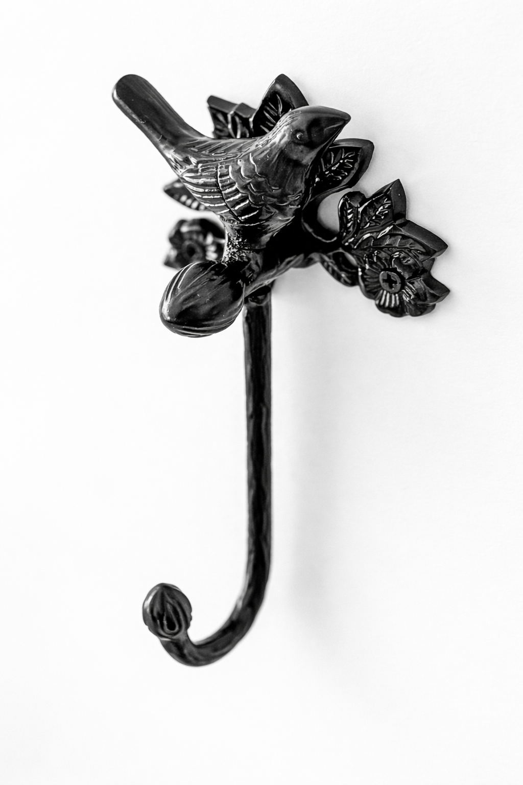 Gancio per uccelli antico in ottone