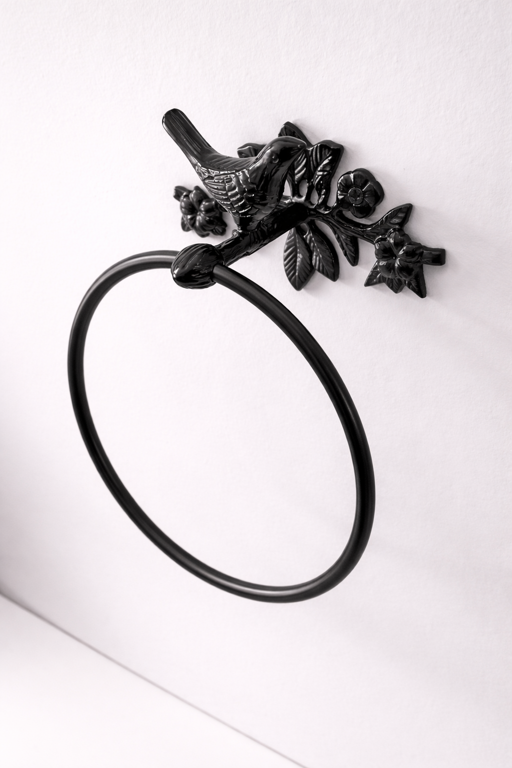 Portasciugamani ad anello in ottone a forma di uccello antico